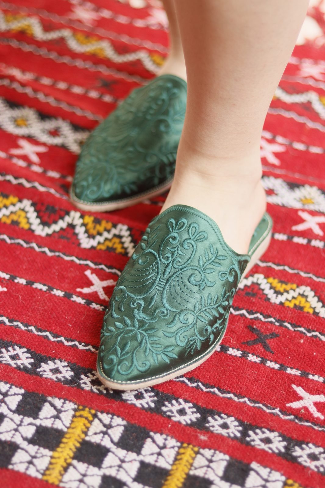 Babouches enfant en cuir — bientôt disponibles